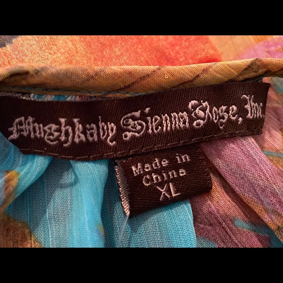 Mushka Sienna Rose XL Floral Sheer Top Elbow Length Sleeves Sequin Neckline NWT - Picture 12 of 12